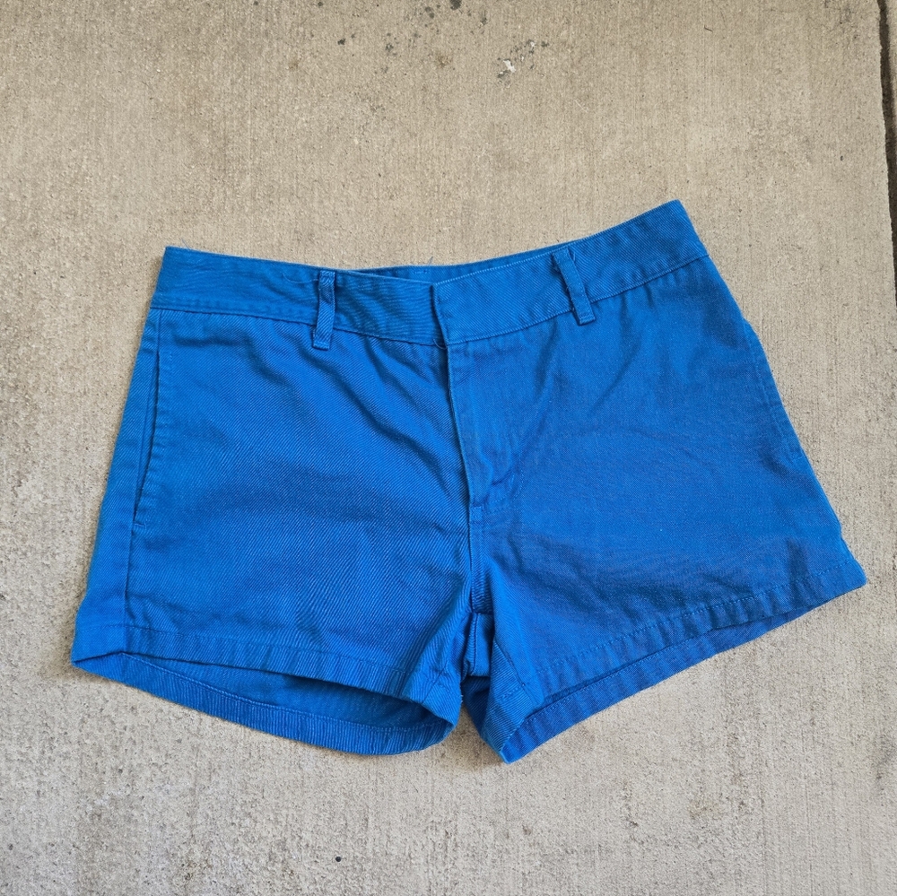 Dickes Women Shorts